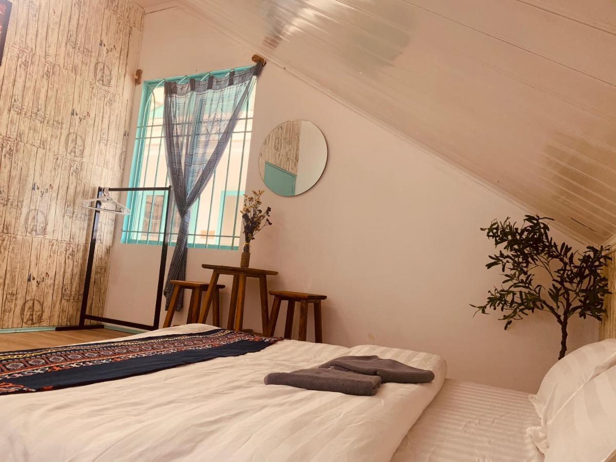 Tháng Năm Rực Rỡ - Dalat Homestay Esterno foto