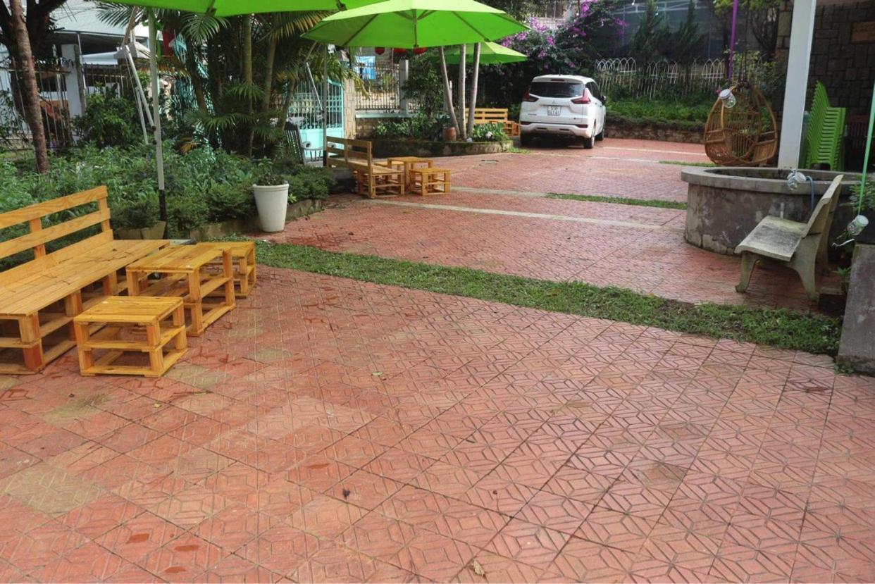 Tháng Năm Rực Rỡ - Dalat Homestay Esterno foto