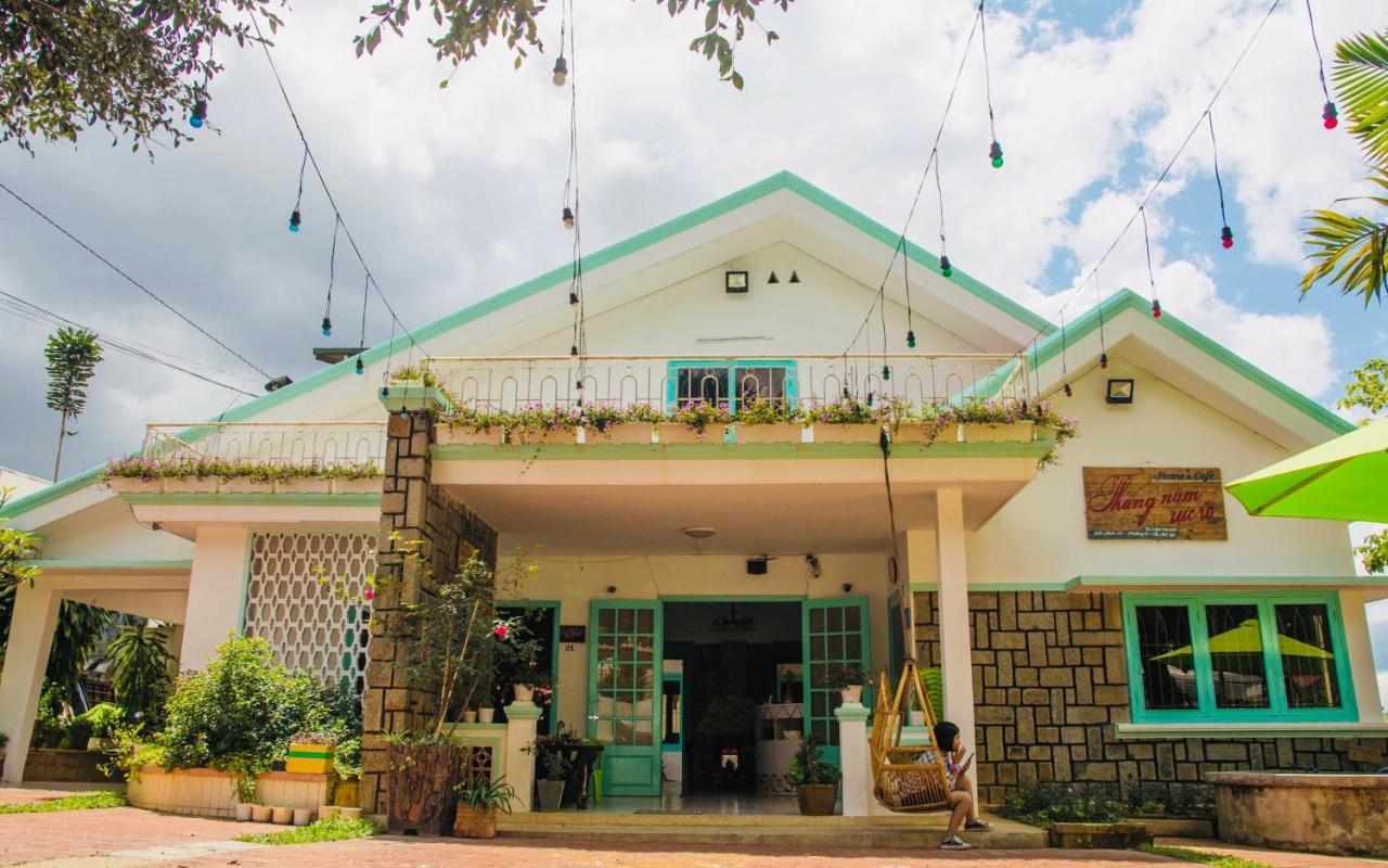 Tháng Năm Rực Rỡ - Dalat Homestay Esterno foto