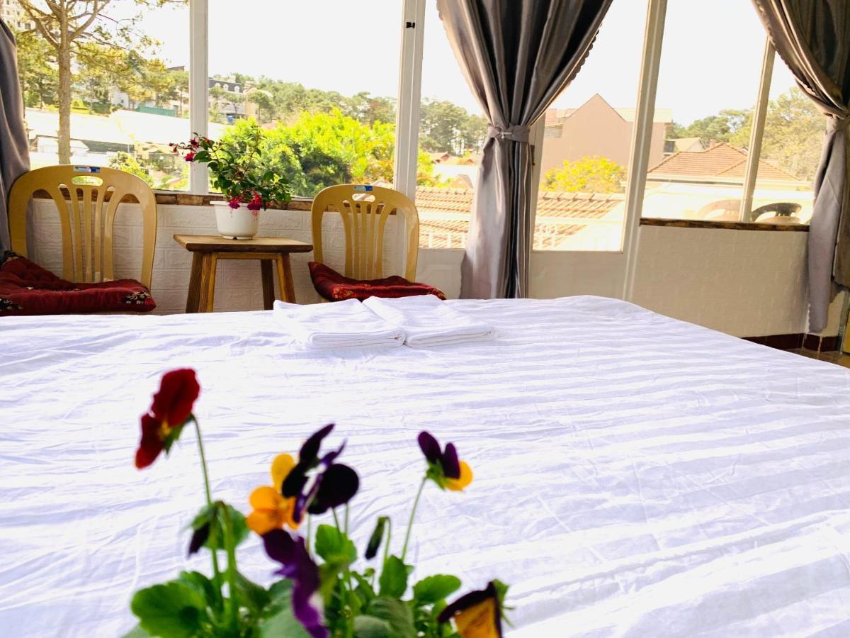 Tháng Năm Rực Rỡ - Dalat Homestay Esterno foto