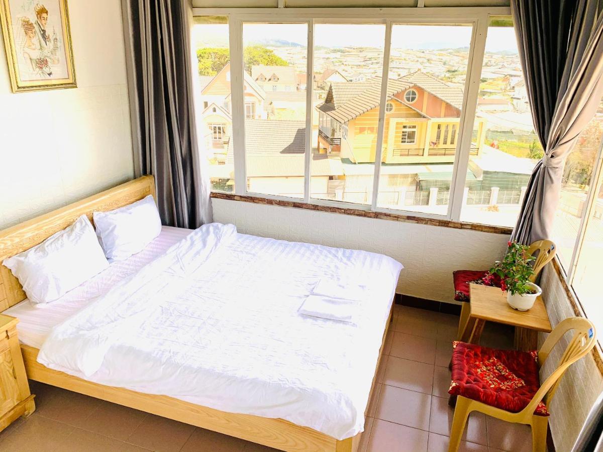 Tháng Năm Rực Rỡ - Dalat Homestay Esterno foto